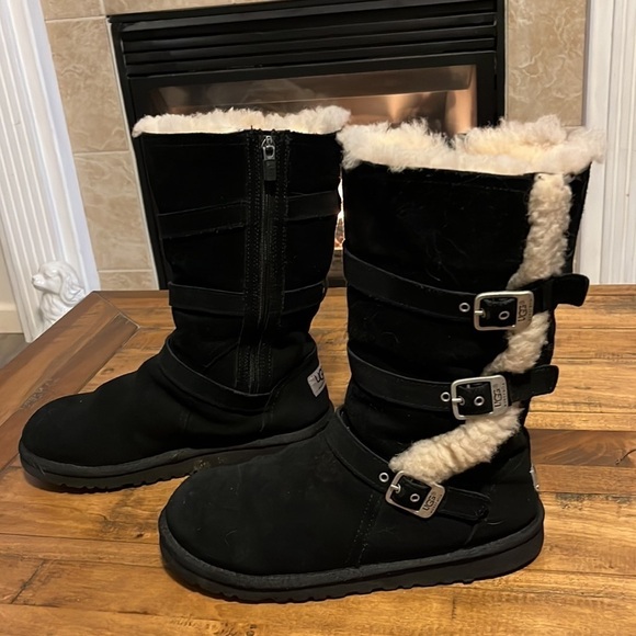 Ugg Black tall boots - Picture 3 of 10